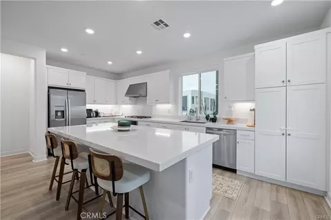 26799 Keystone Loop, Valencia, CA 91381 photo 16