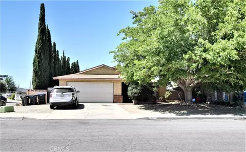 2905 E Avenue R11, Palmdale, CA 93550