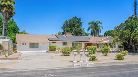 10228 Encino Ave, Northridge, CA 91325