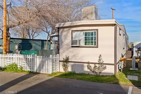 45446 7th St #42, Lancaster, CA 93535 photo 3