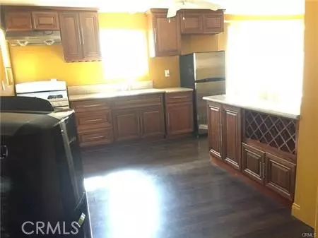 10756 Haddon Ave, Pacoima, CA 91331 photo 9