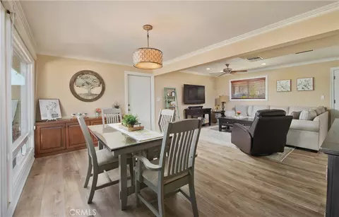 Dining - 25023 Everett, Newhall, CA 91321 photo 2 of 4