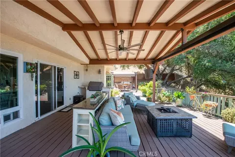 Exterior - 25023 Everett, Newhall, CA 91321 photo 5 of 6