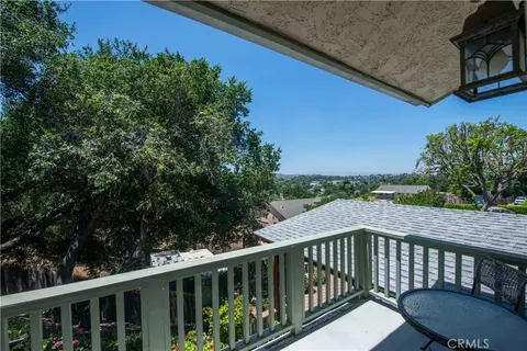 Exterior - 25023 Everett, Newhall, CA 91321 photo 3 of 6