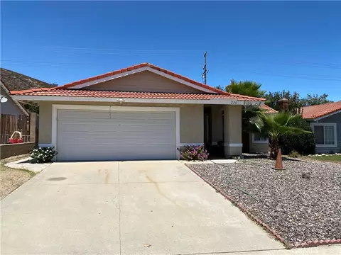 226 White Oak, Lake Elsinore, CA 92530