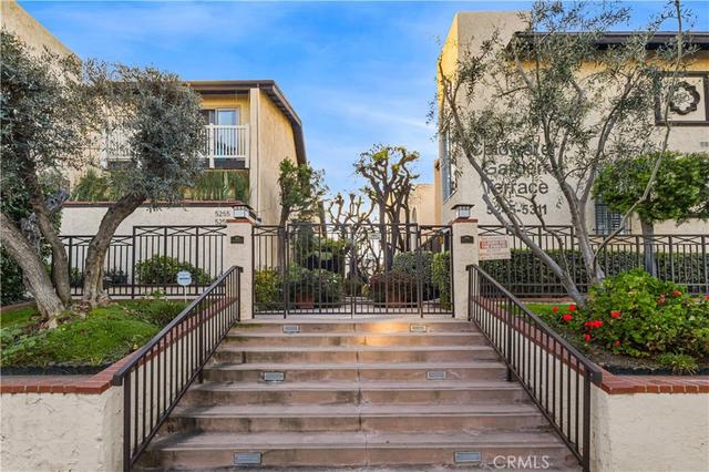 5255 Coldwater Cyn #E, Sherman Oaks, CA 91401