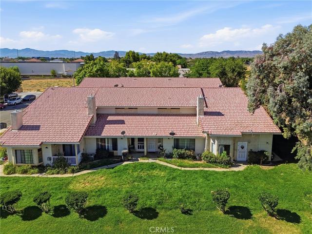 43731 8th St E, Lancaster, CA 93535