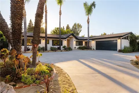 5313 Crebs Ave, Tarzana, CA 91356