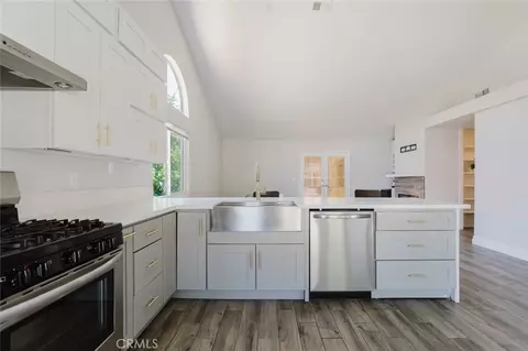 Kitchen - 36836 Meadowview Ct, Palmdale, CA 93552 photo 1 of 2