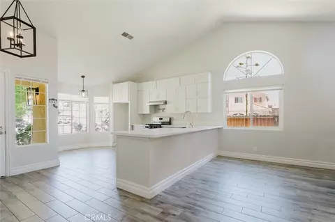 Entry Way - 36836 Meadowview Ct, Palmdale, CA 93552 photo 1 of 1