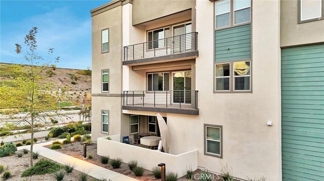 26958 Sandbar Willow Pl #205, Valencia, CA 91381