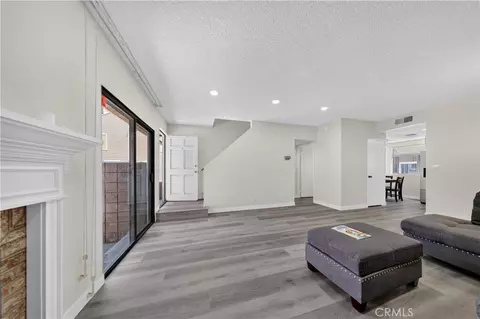 15125 Nordhoff #20, North Hills, CA 91343