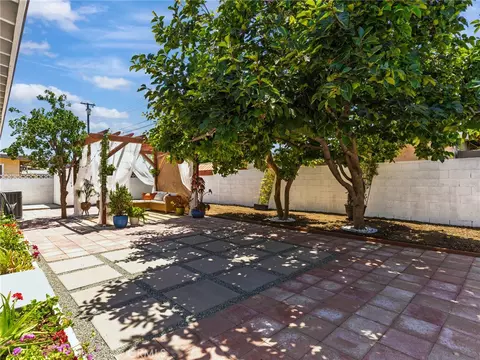Exterior - 22707 Ronan Ave, Carson, CA 90745 photo 3 of 9