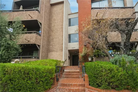4675 Willis Ave #105, Sherman Oaks, CA 91403