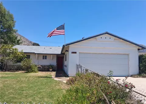 13670 Mindora, Sylmar, CA 91342