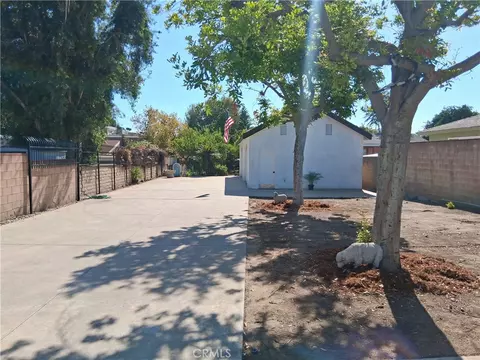 12587 Bradley Ave, Sylmar, CA 91342