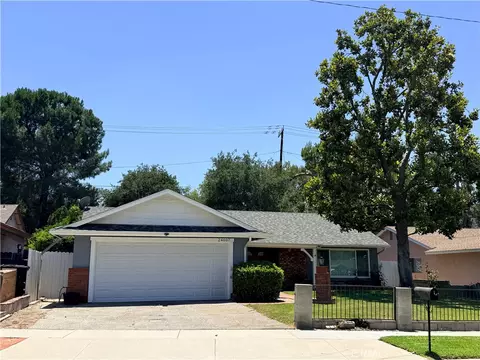 24607 Fourl, Newhall, CA 91321