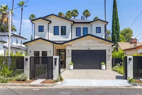 15721 Addison, Encino, CA 91436