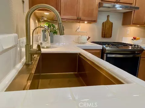 Kitchen - 2648 Torres Ct, Palmdale, CA 93550 photo 3 of 4
