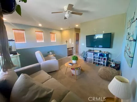 Living - 2648 Torres Ct, Palmdale, CA 93550 photo 2 of 2