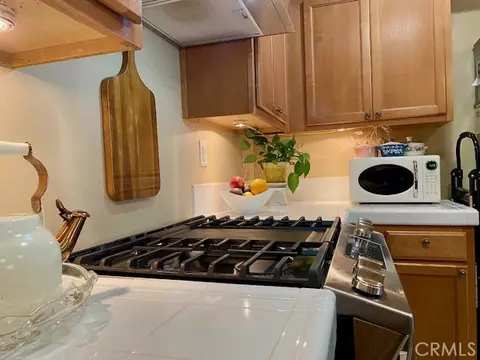 Kitchen - 2648 Torres Ct, Palmdale, CA 93550 photo 4 of 4