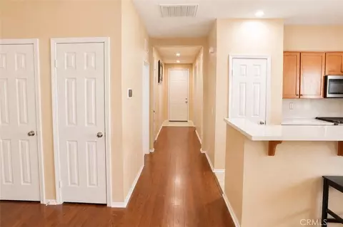 Entry Way - 908 Laura Ln, Tehachapi, CA 93561 photo 2 of 3