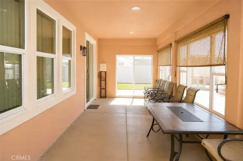 Exterior - 908 Laura Ln, Tehachapi, CA 93561 photo 4 of 6