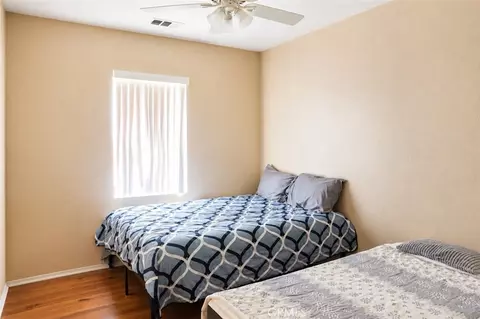 Bedroom - 908 Laura Ln, Tehachapi, CA 93561 photo 2 of 6