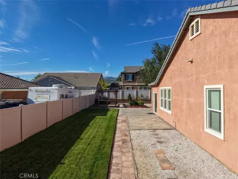 Exterior - 908 Laura Ln, Tehachapi, CA 93561 photo 5 of 6
