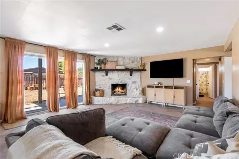 Living - 20061 Seneca, Apple Valley, CA 92307 photo 1 of 2