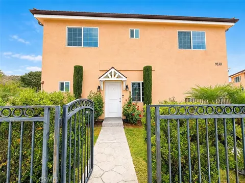 9330 Sunland #1, Sun Valley, CA 91352