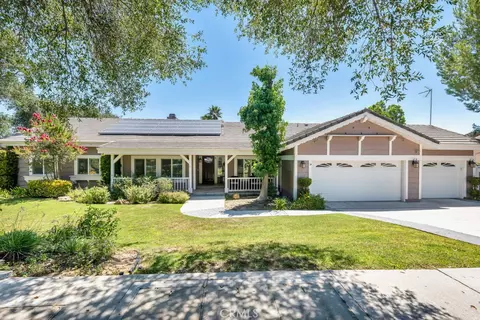 9734 Kentland, Chatsworth, CA 91311