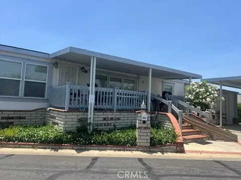 8811 Canoga Ave #303, Canoga Park, CA 91304