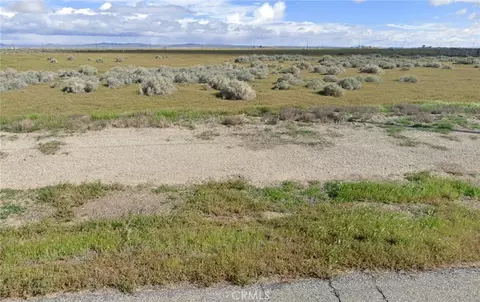 1 Vic Avenue F 55th E, Lancaster, CA 93535 photo 3