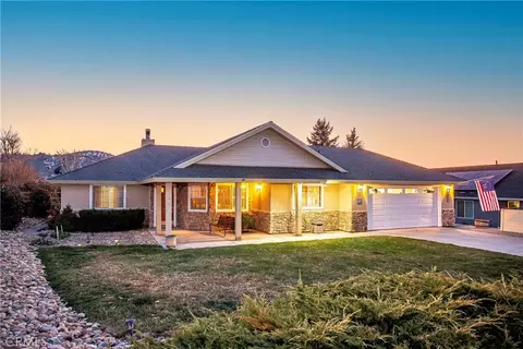 18051 Bold Venture Dr, Tehachapi, CA 93561 photo 1