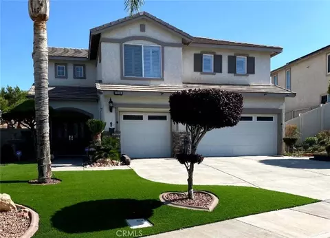 1006 Cactus Dr, Palmdale, CA 93551