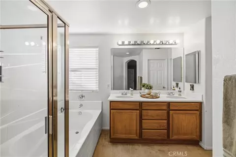 Bath - 3107 E Avenue K2, Lancaster, CA 93535 photo 5 of 5
