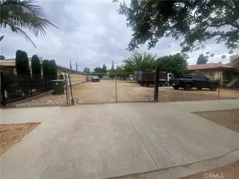 18565 Ingomar, Reseda, CA 91335 photo 2