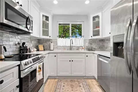 25697 Pine Crk, Wilmington, CA 90744