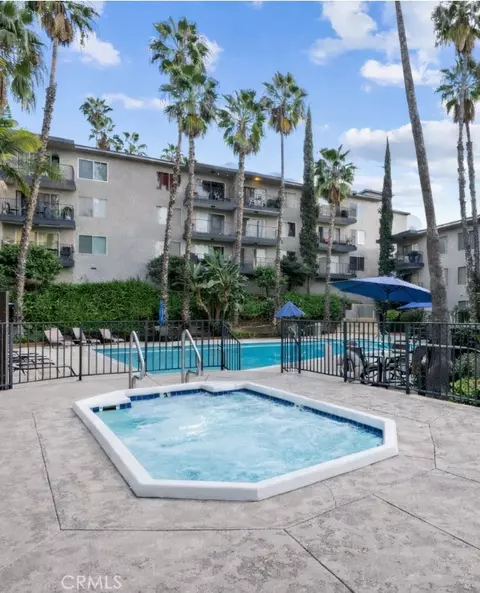 1517 E Garfield Ave #53, Glendale, CA 91205