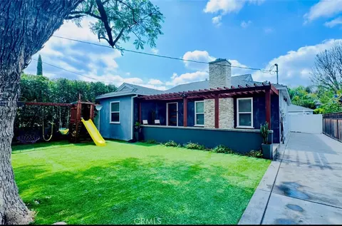 17418 Kingsbury St, Granada Hills, CA 91344