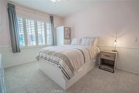 Bedroom - 25317 Oak Ridge Dr, Saugus, CA 91350 photo 7 of 10