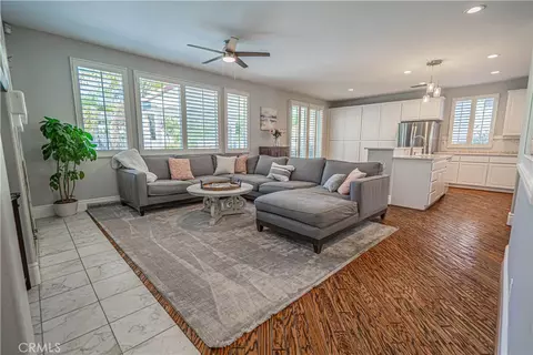 Living - 25317 Oak Ridge Dr, Saugus, CA 91350 photo 2 of 2