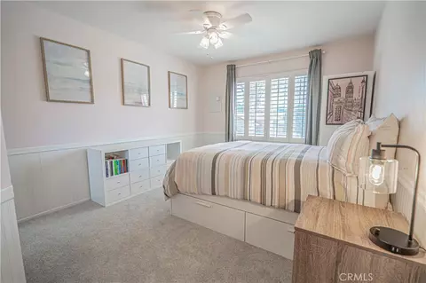 Bedroom - 25317 Oak Ridge Dr, Saugus, CA 91350 photo 5 of 10