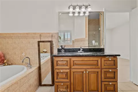 Bath - 4216 Cedar Ave, El Monte, CA 91732 photo 5 of 6