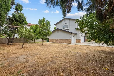 Exterior - 4216 Cedar Ave, El Monte, CA 91732 photo 6 of 9