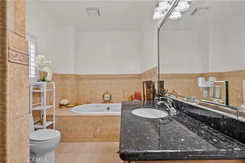 Bath - 4216 Cedar Ave, El Monte, CA 91732 photo 4 of 6