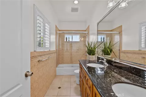 Bath - 4216 Cedar Ave, El Monte, CA 91732 photo 1 of 6