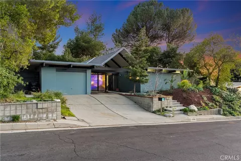 17136 Nanette St, Granada Hills, CA 91344
