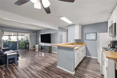 15220 Ocaso Ave #H107, La Mirada, CA 90638